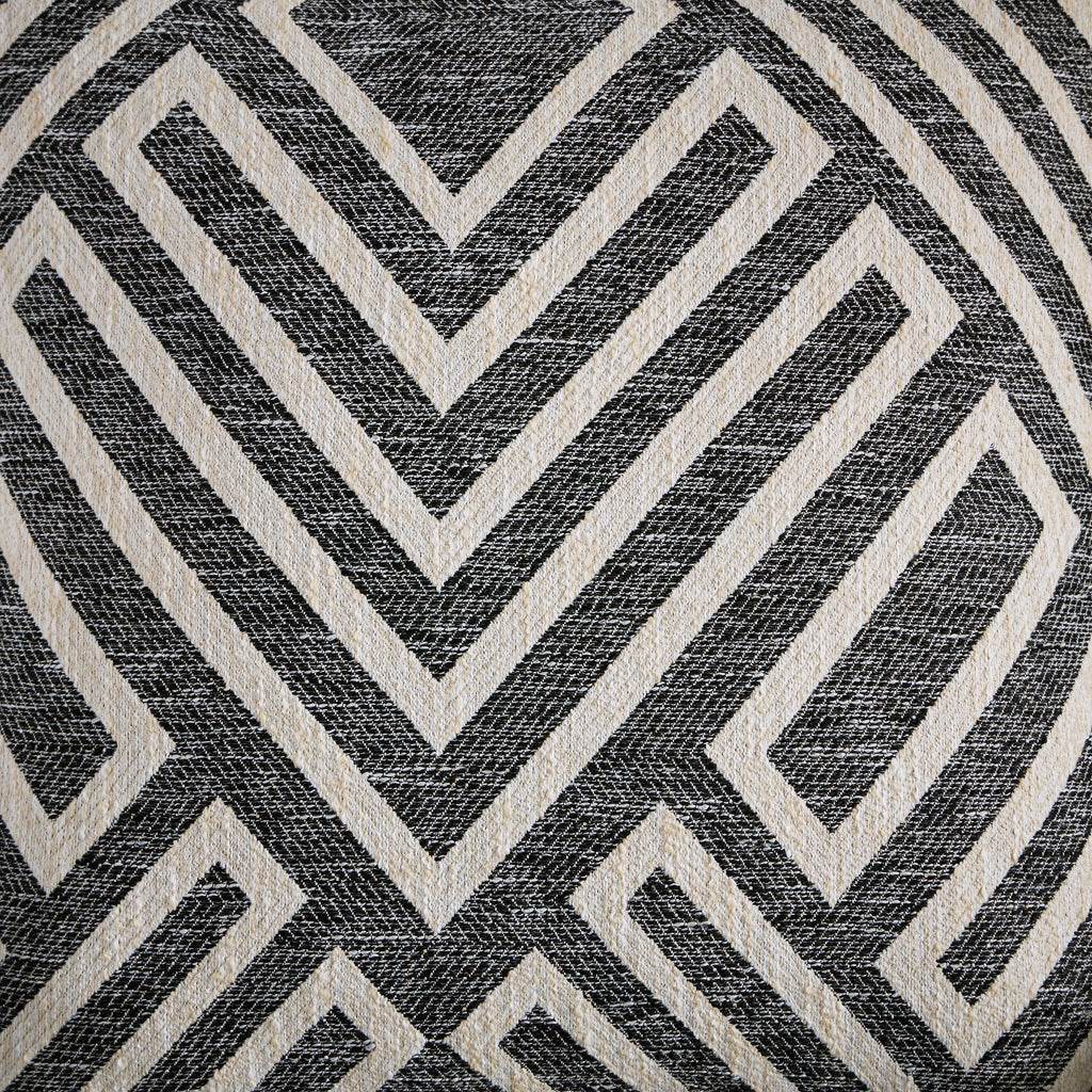 54102S1| Koralynn 3-Piece Sectional with Chaise