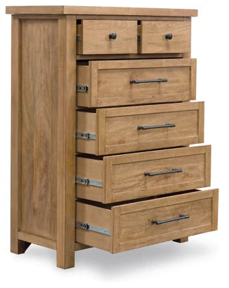 Kristiland Chest of Drawers