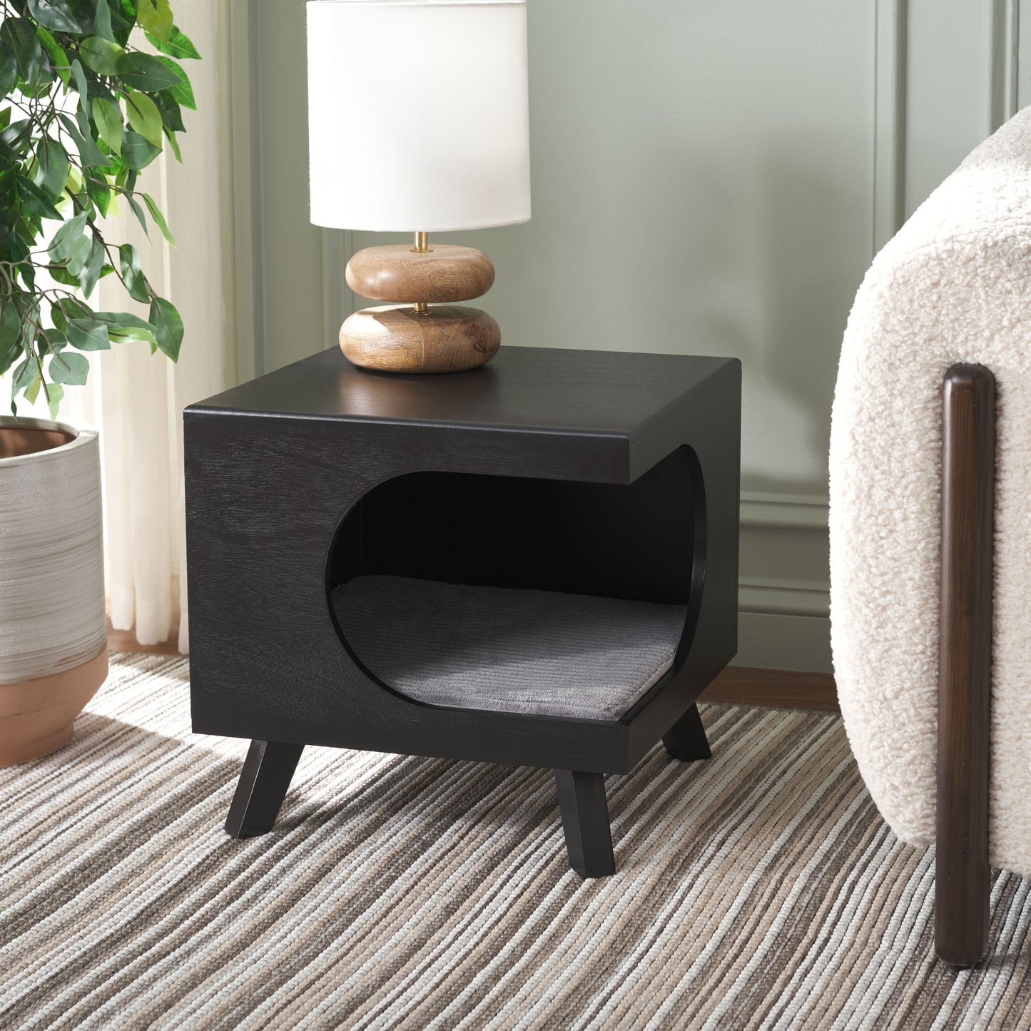 Zahara square small Pet Bed Black